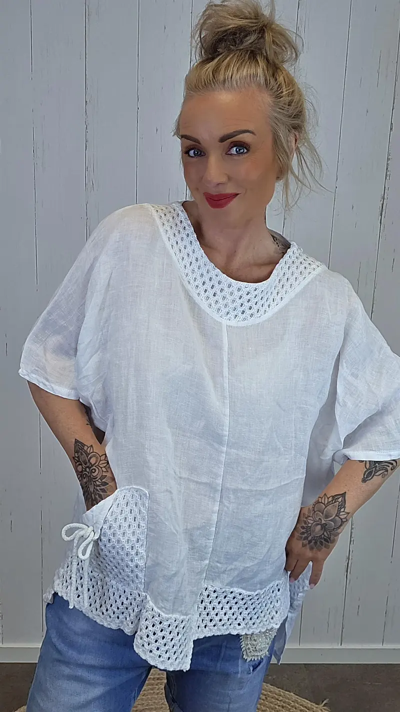 Hvit Lin Topp med Hekledetaljer