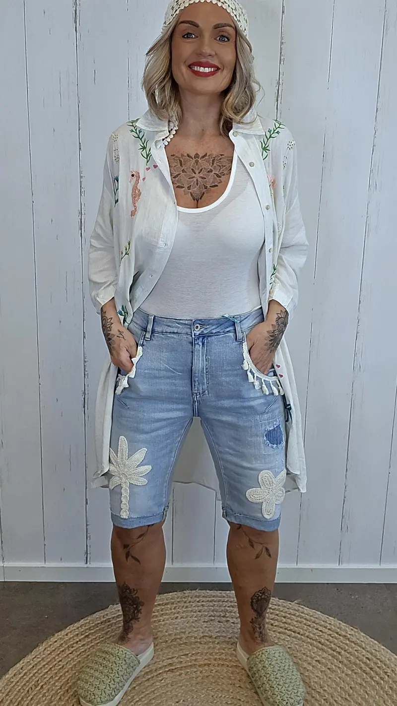 Jesica jeansshorts med hekledetaljer