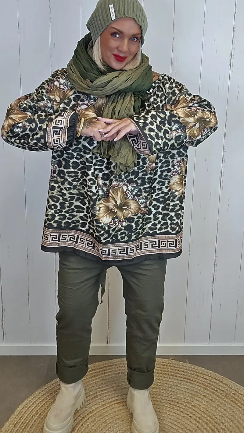 Jolie bluse med leo- og floralmønster Grønn