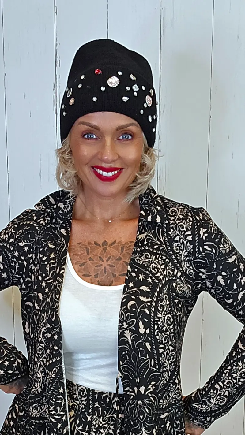 Josefine lue svart