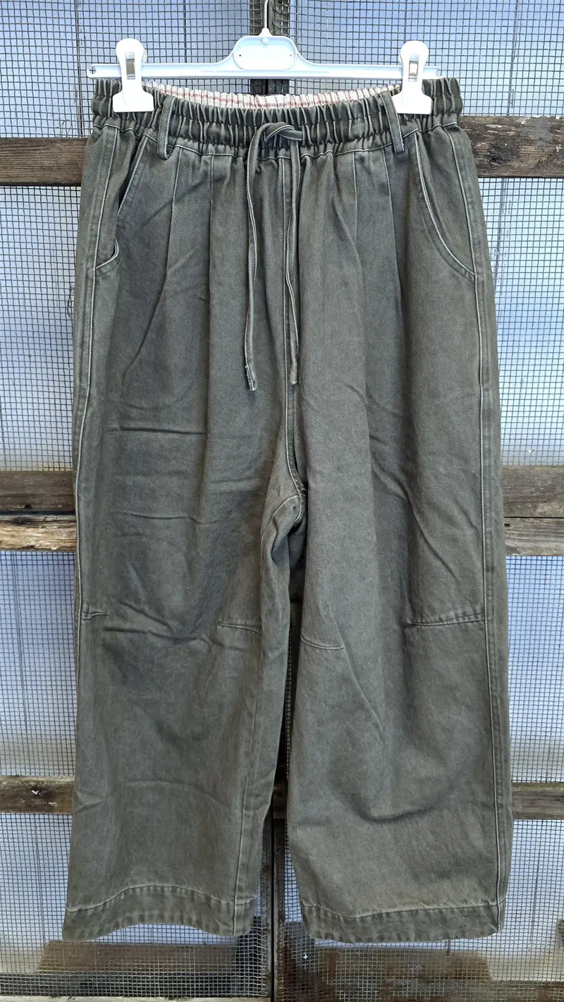Karine Barrel jeans kaki