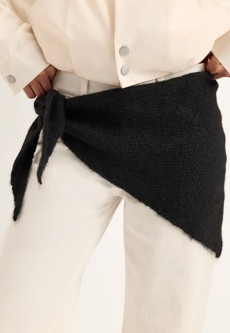 Knitted Big Triangle Shawl
