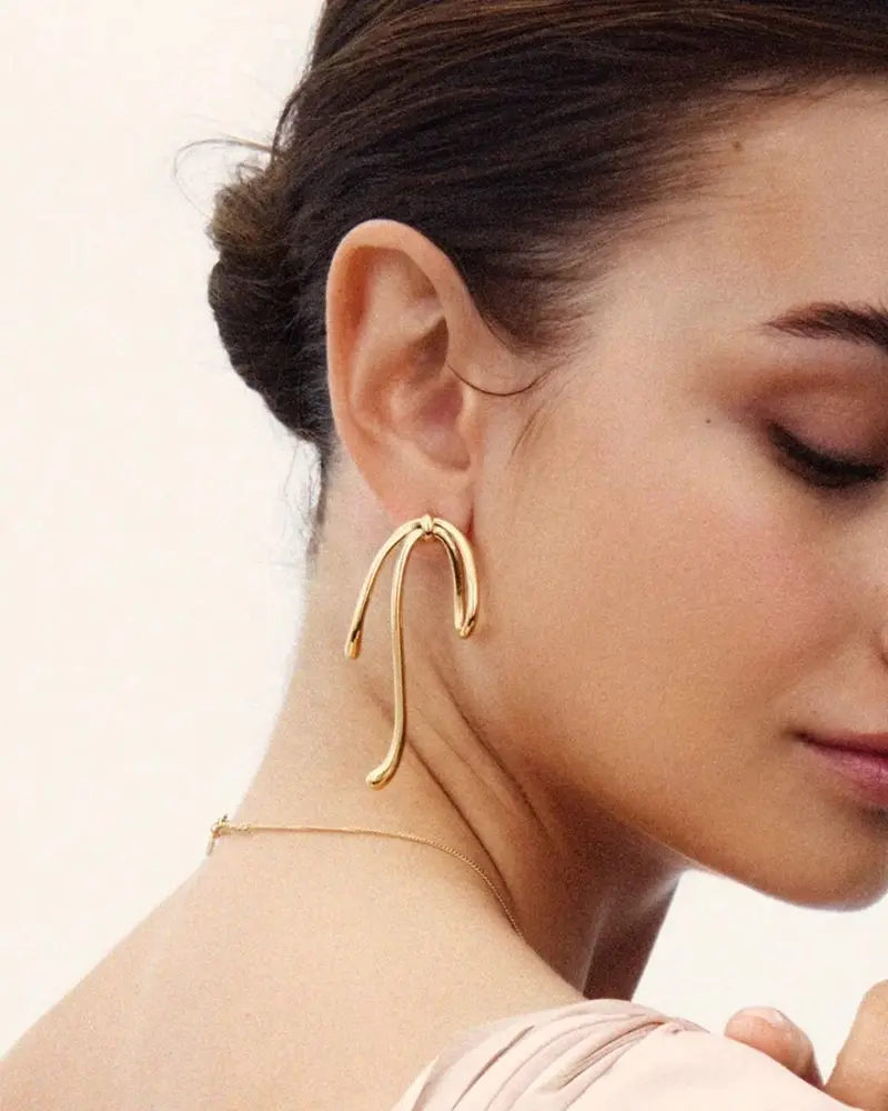 Lace Studs Gold