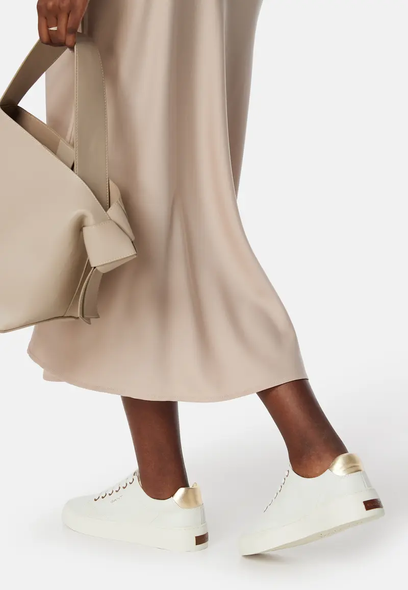 Lawill Sneaker