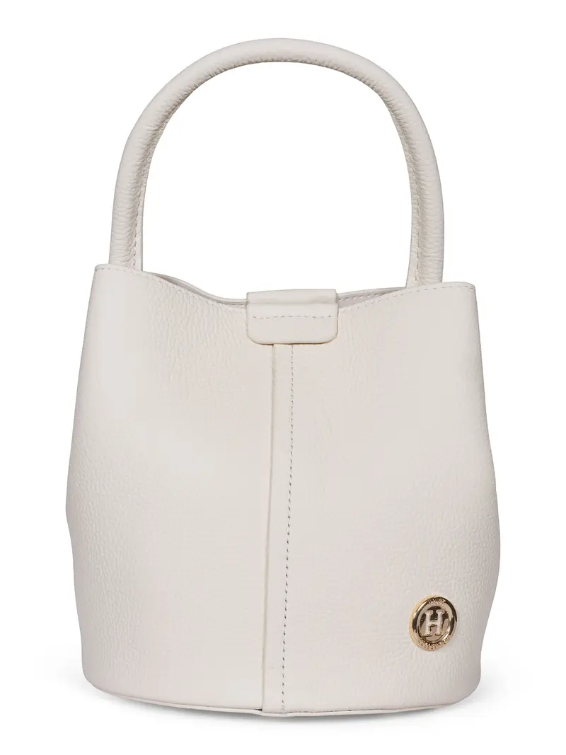 Leather pompadur White