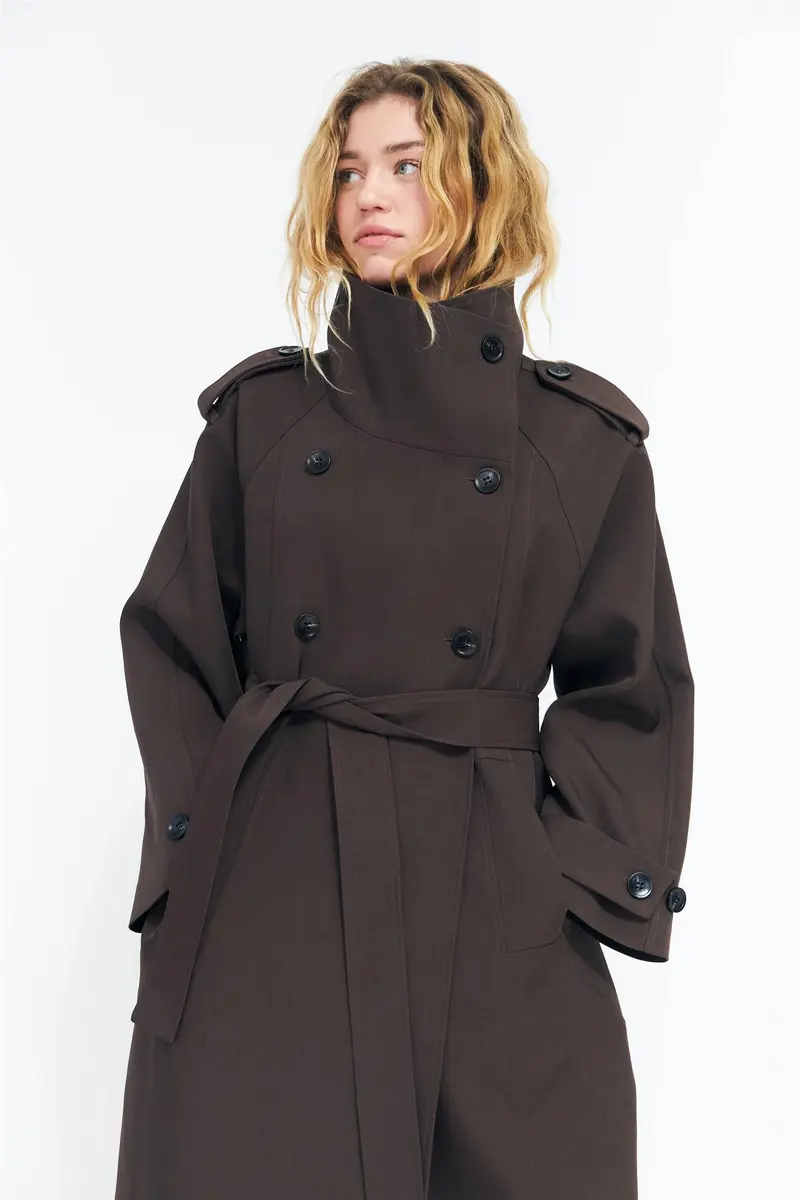Leonoracras Trenchcoat