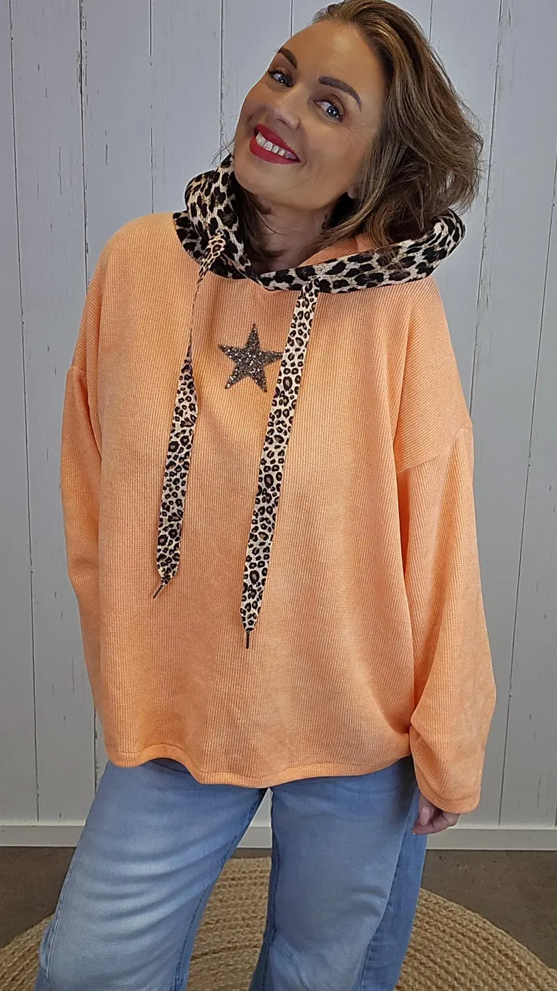 Lola hettegenser med leoparddetaljer orange