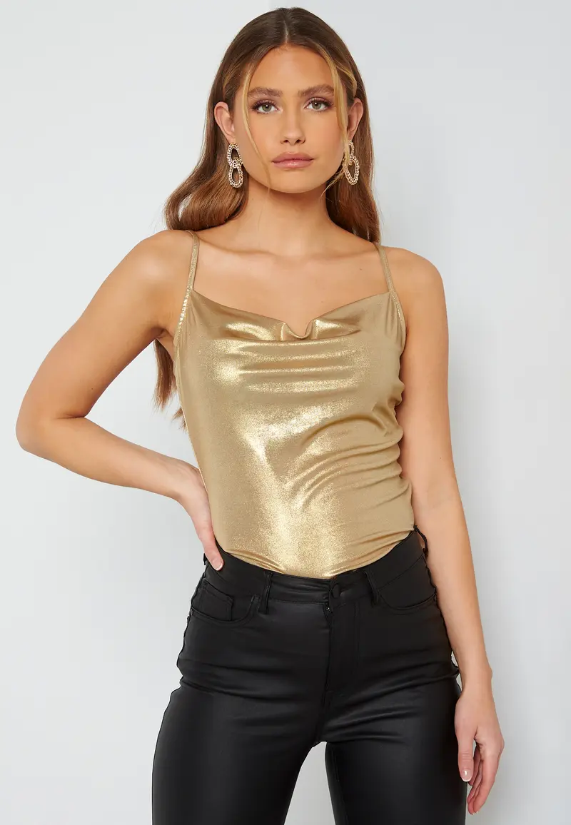 Lova metallic top