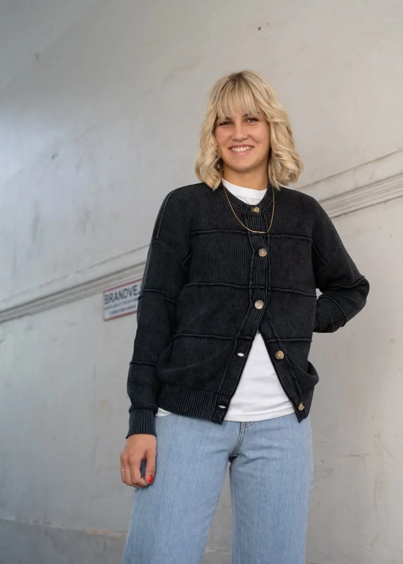 Lune Inside Our Cardigan - Charcoal