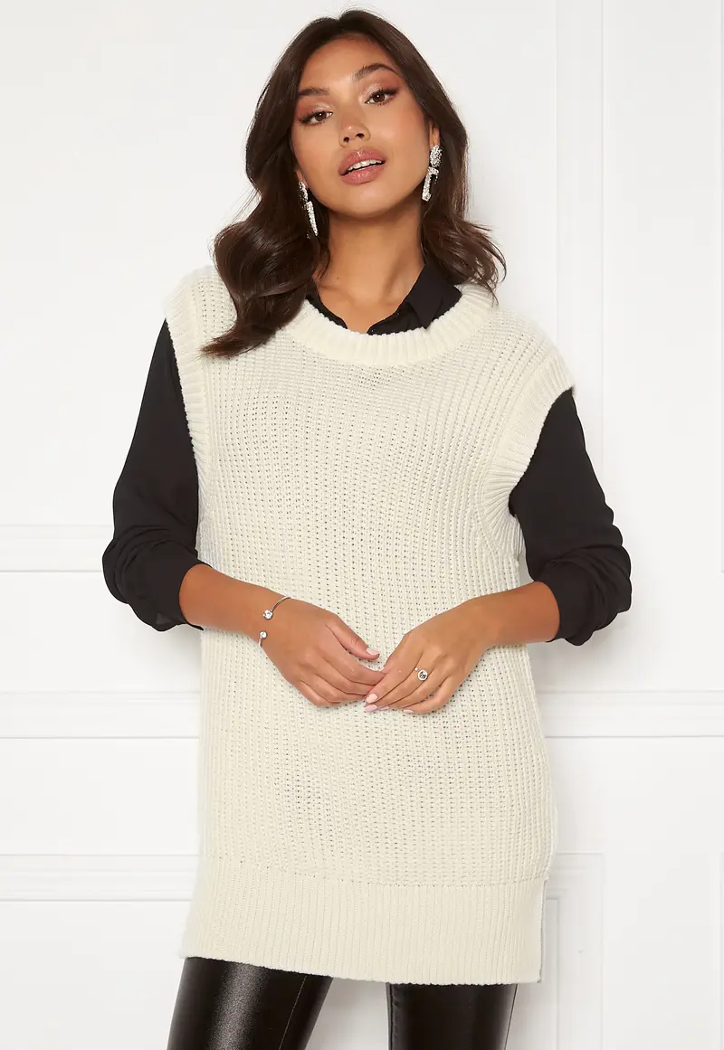 Manja knitted vest