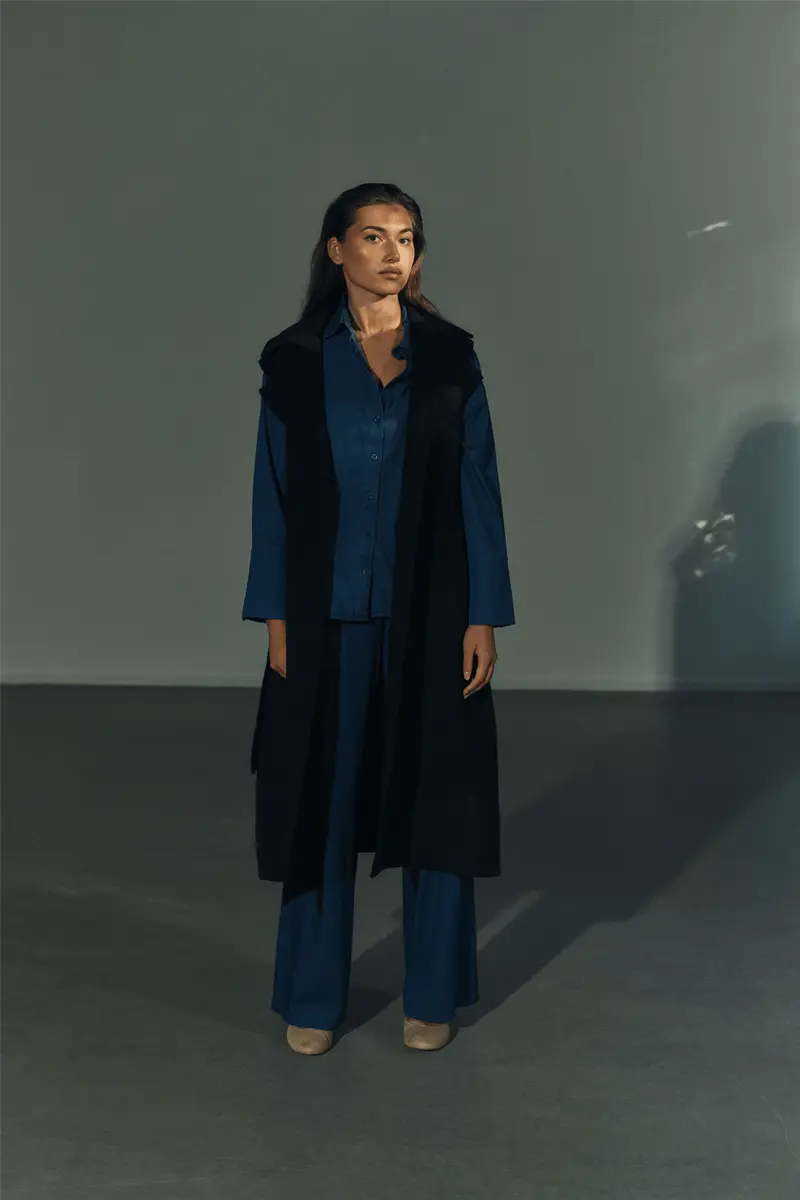 Merete Vest Navy