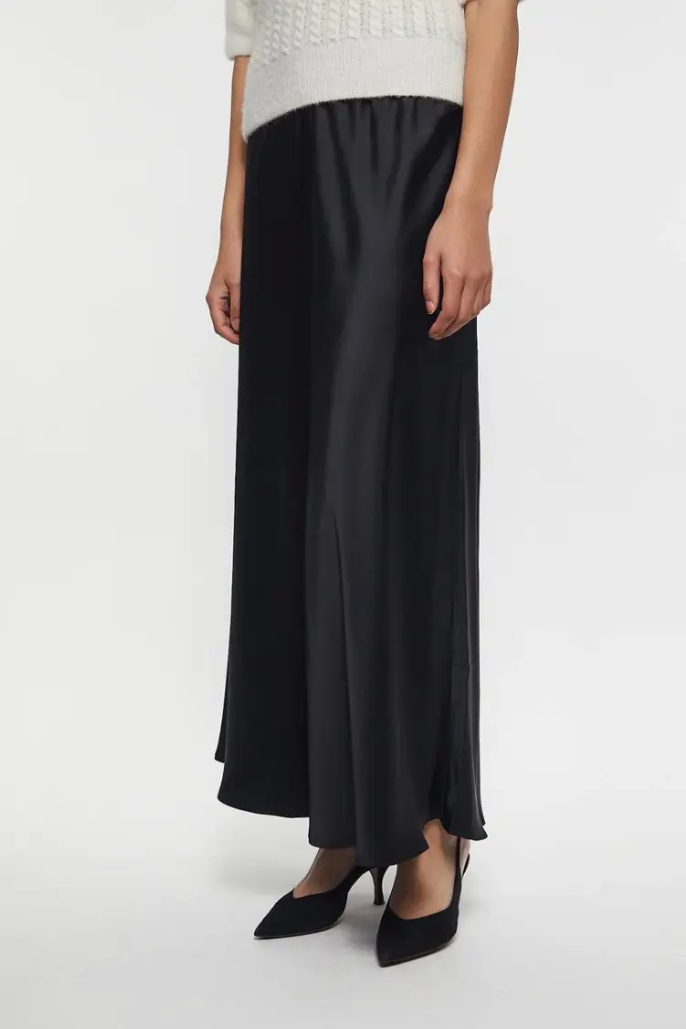 Michelle Skirt Black