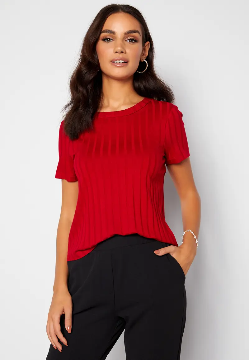 Mila cropped top