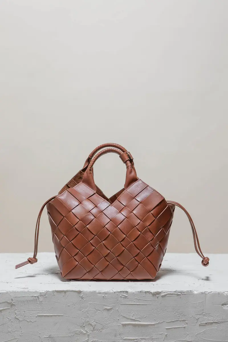 Misu Nutmeg Shoulder Bag