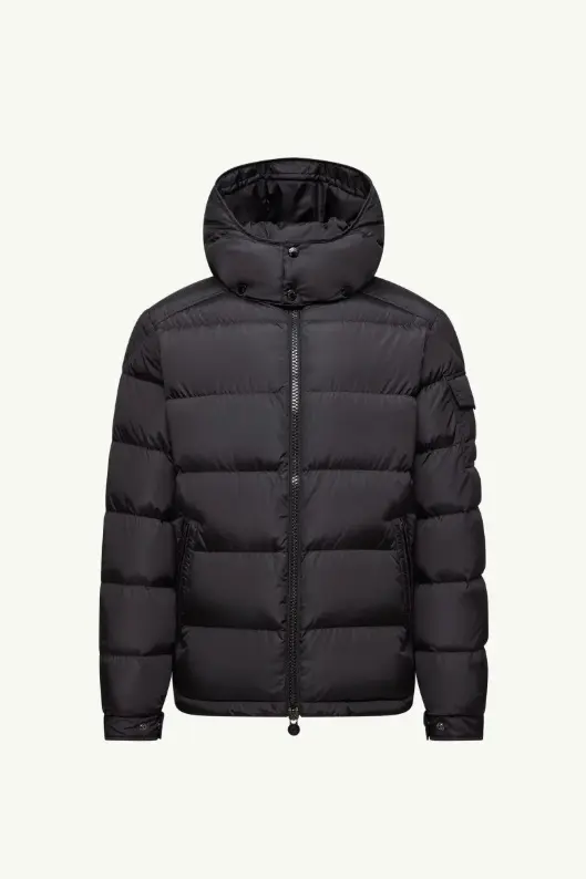 Moncler Moncler Maya Matte Short Down Jacket Black