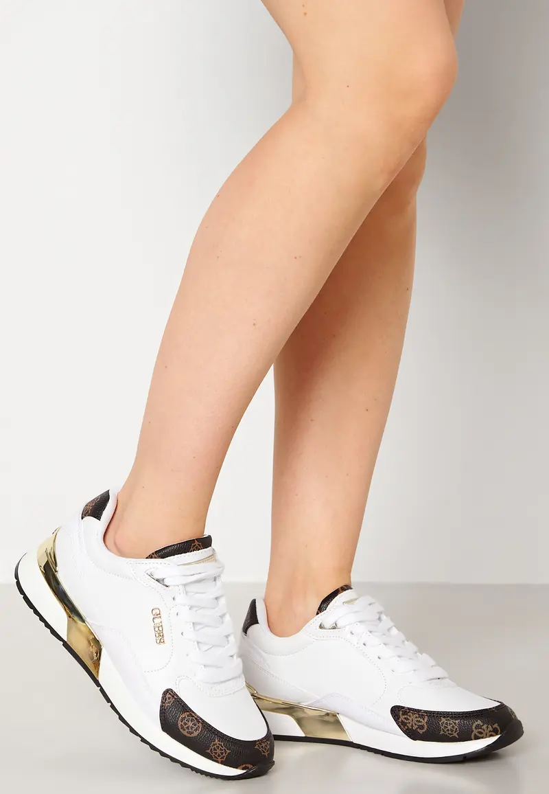Moxea Active Shoes