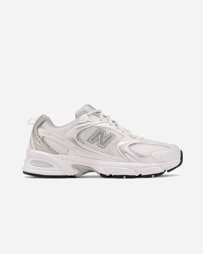 MR530AD - White/Silver Metallic