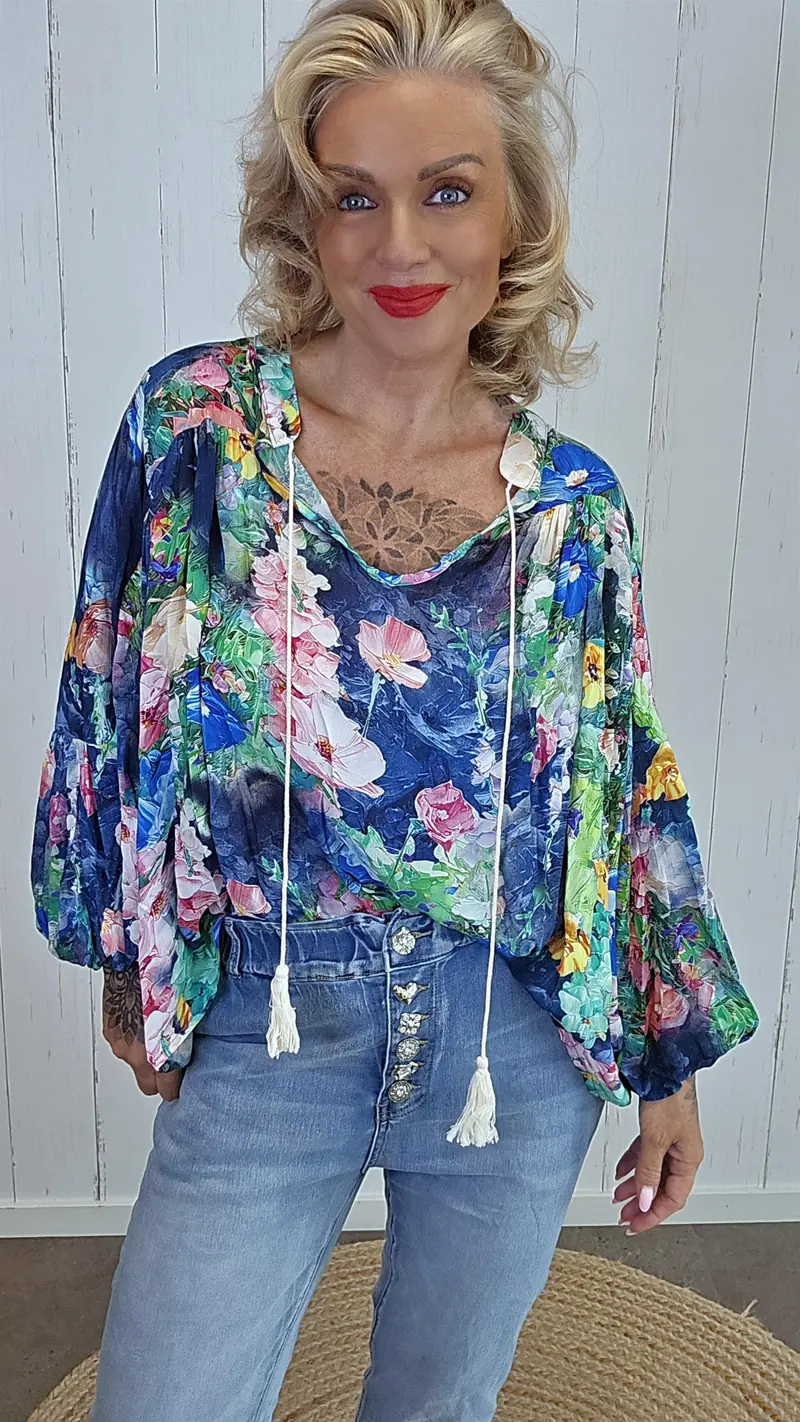 Nicole bluse med print blå