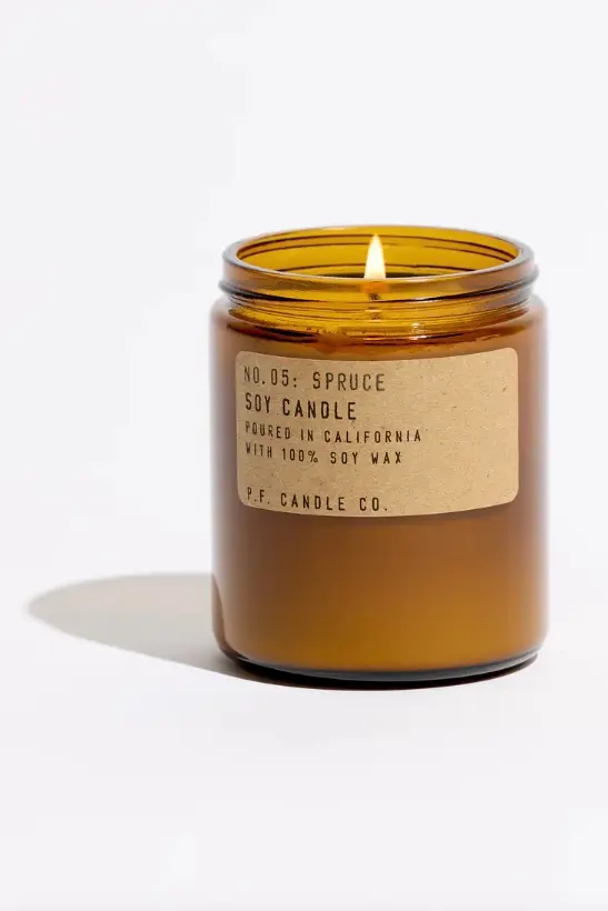 No. 05 Spruce Standard Candle