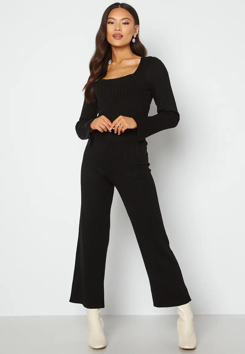 Noemi knitted set