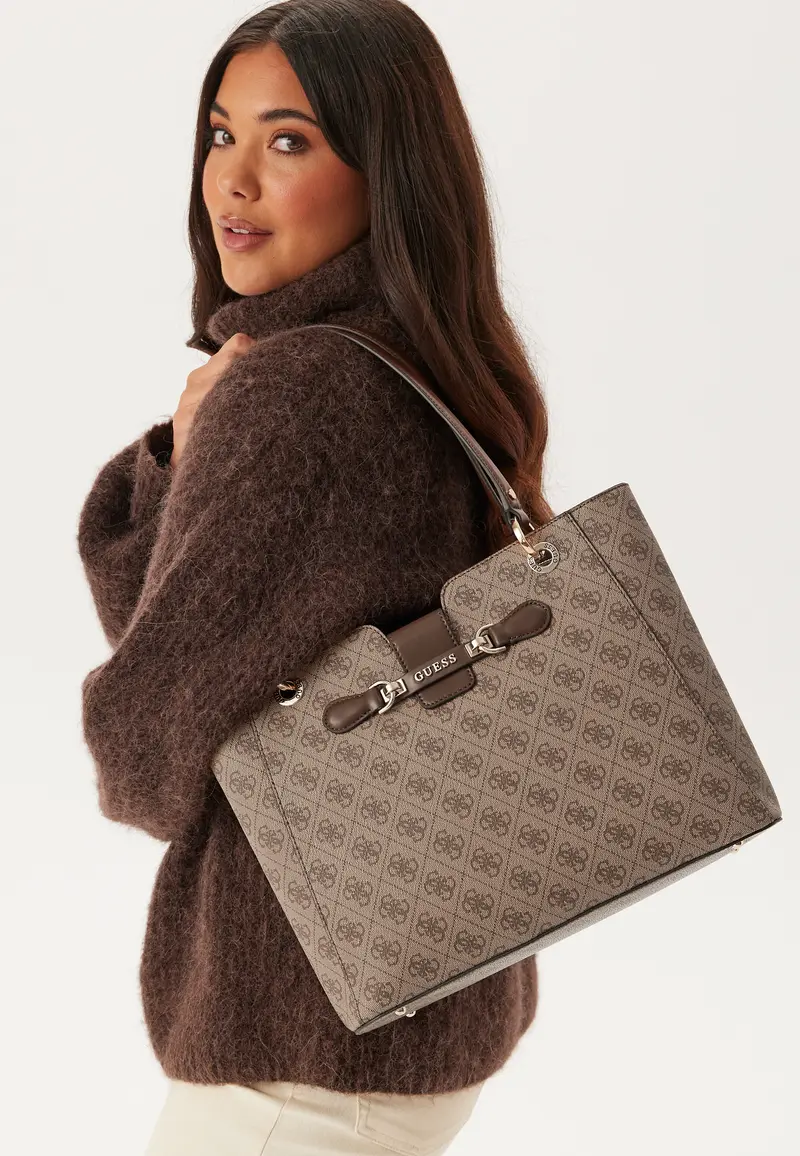 Nolana Noel Tote
