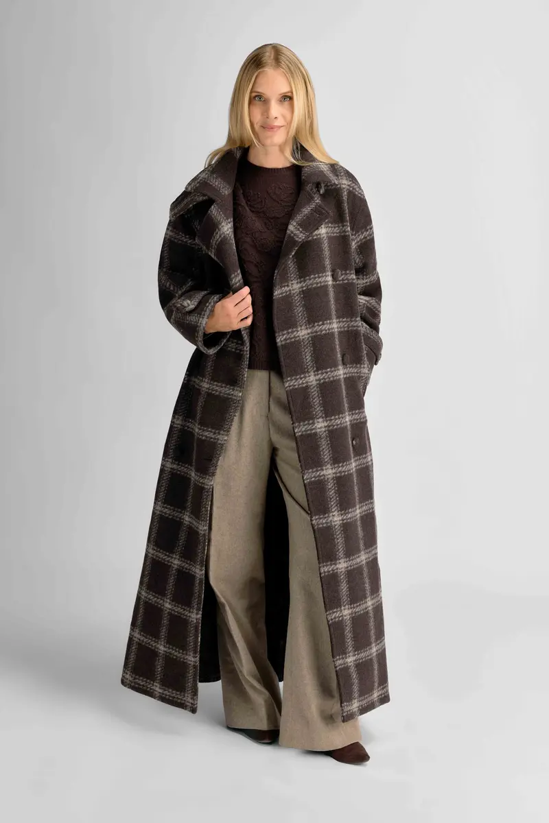 Nora Trenchcoat