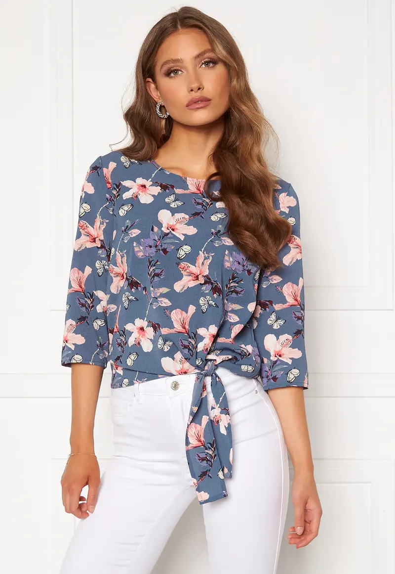 Nova Lux 3/4 Knot Top