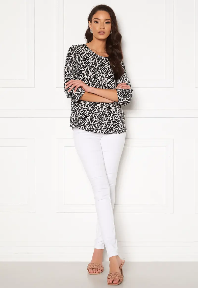 Nova Lux 3/4 Sleeve Top