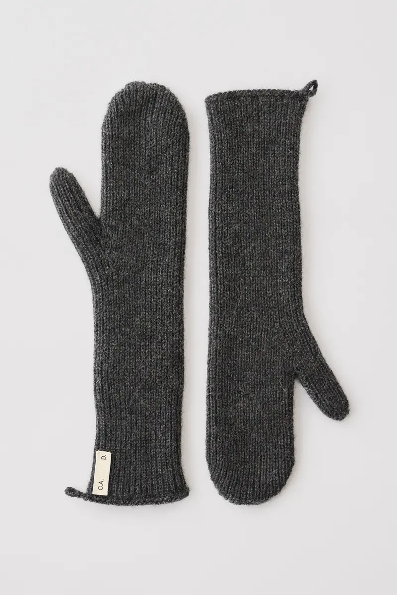 O. A. Devold Mittens Dark Grey Melange