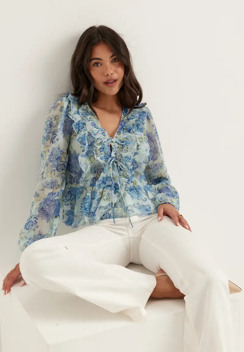 Onlvictoria Ls Frill Top Wvn