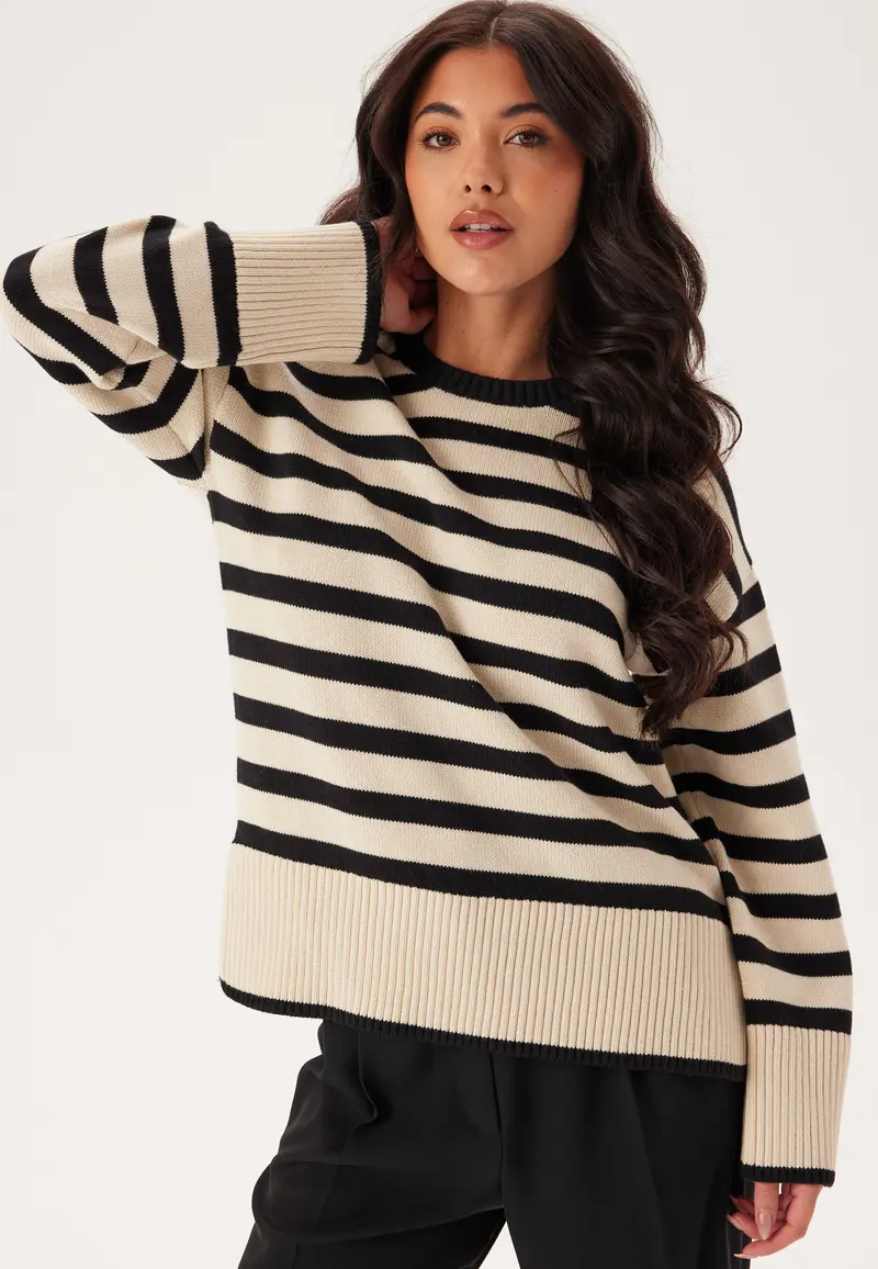 Pcava Ls O-neck Slit Knit