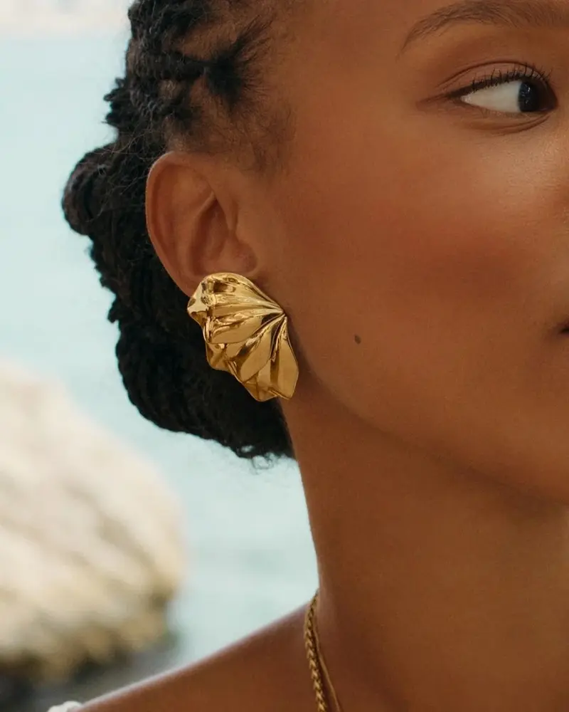 Petal Studs L Gold