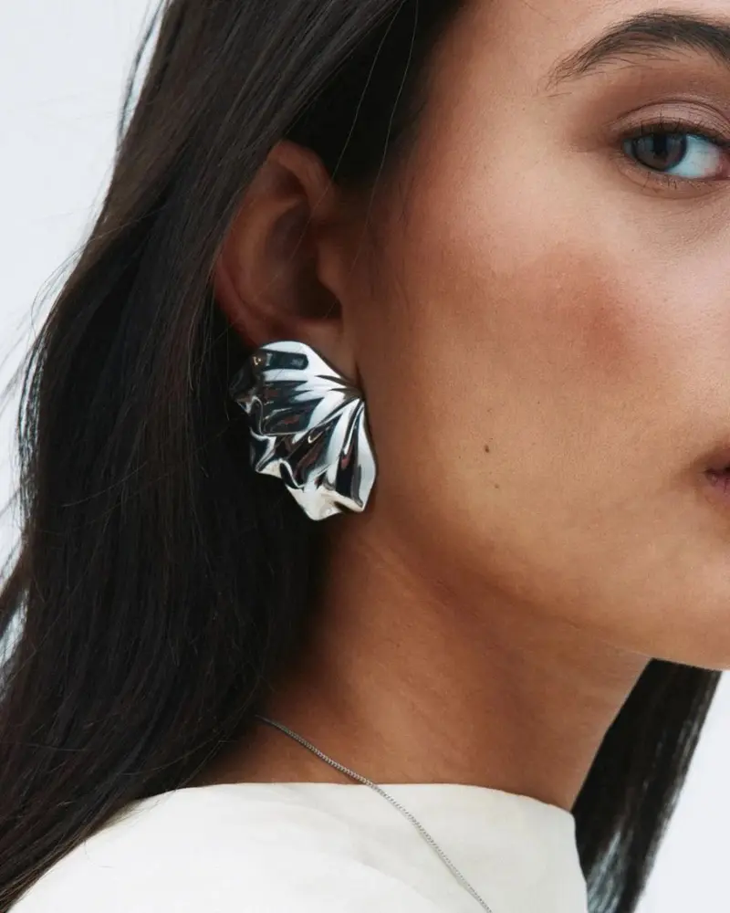 Petal Studs L Steel