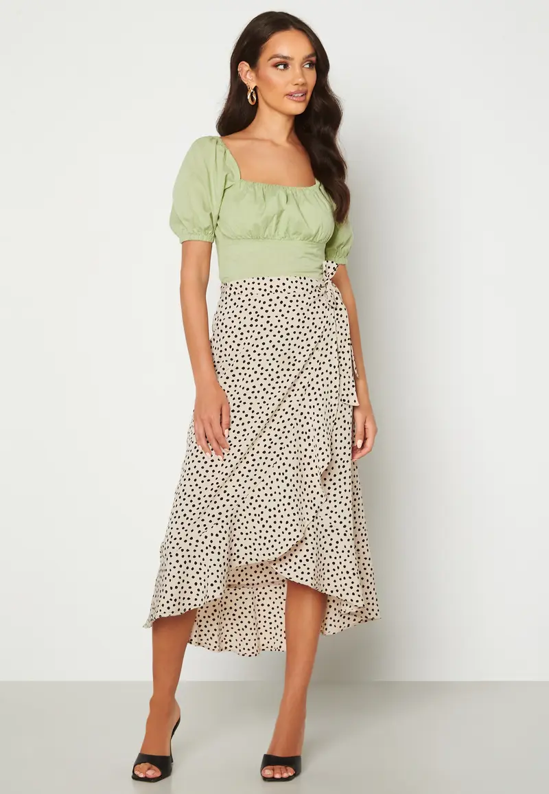 Puff Sleeve Cropped Top