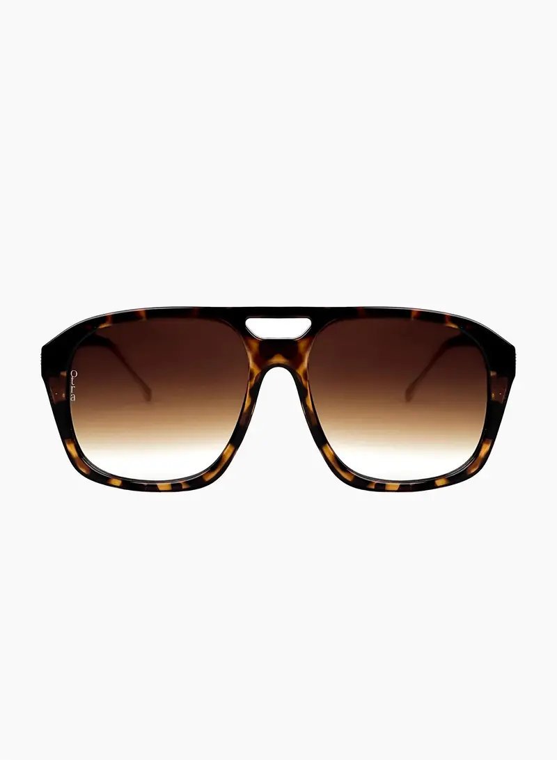 Reina Tort/Brown Fade