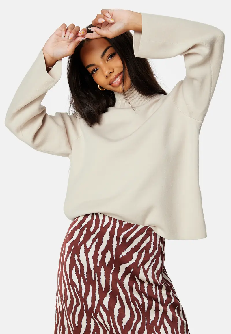 Reynard Square Sleeve Pullover