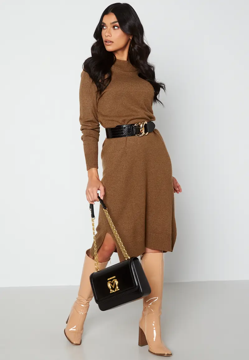 Ril Crew Neck Midi Dress