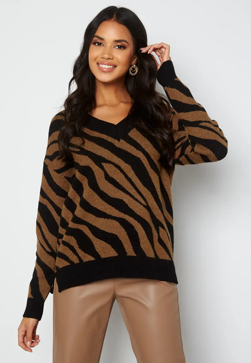 Ril Oversize Knit Top