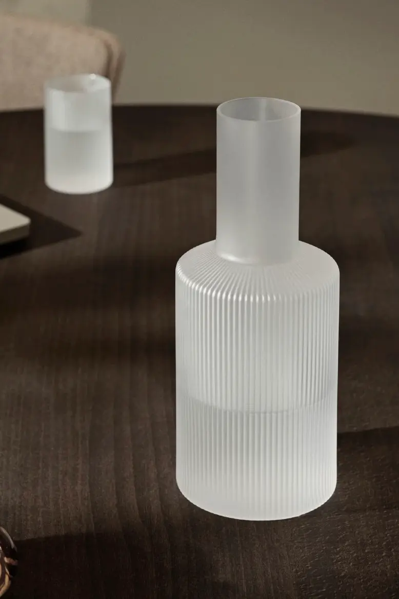 Ripple Carafe Frosted