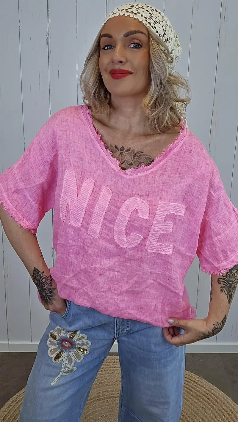 Rosa oversized topp med “NICE”