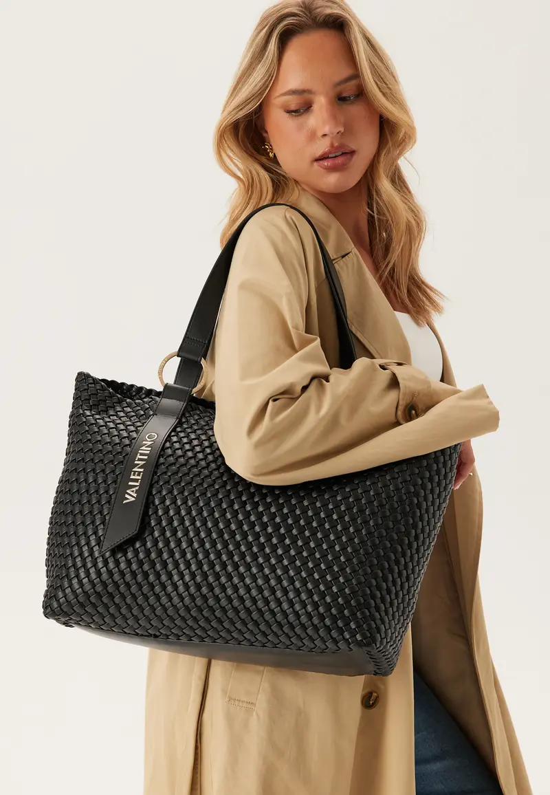Shantel Shopping