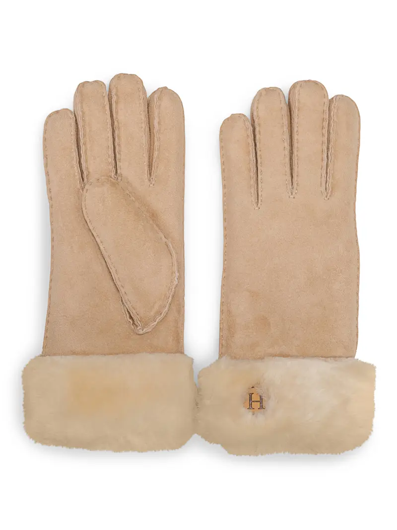Sheep gloves Sand