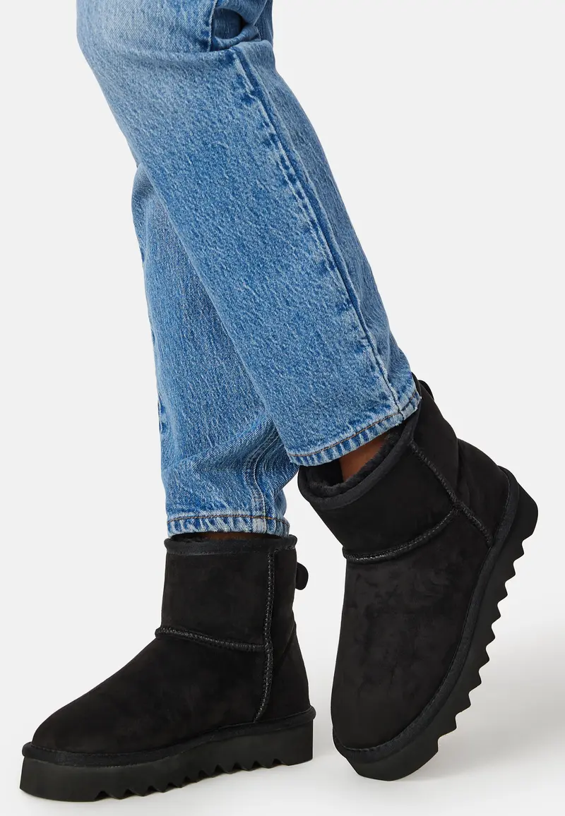 Short Boots