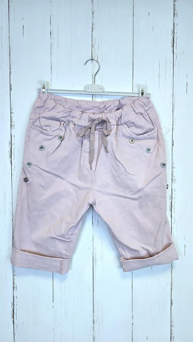 Shorts med knapper og knyting lys rosa