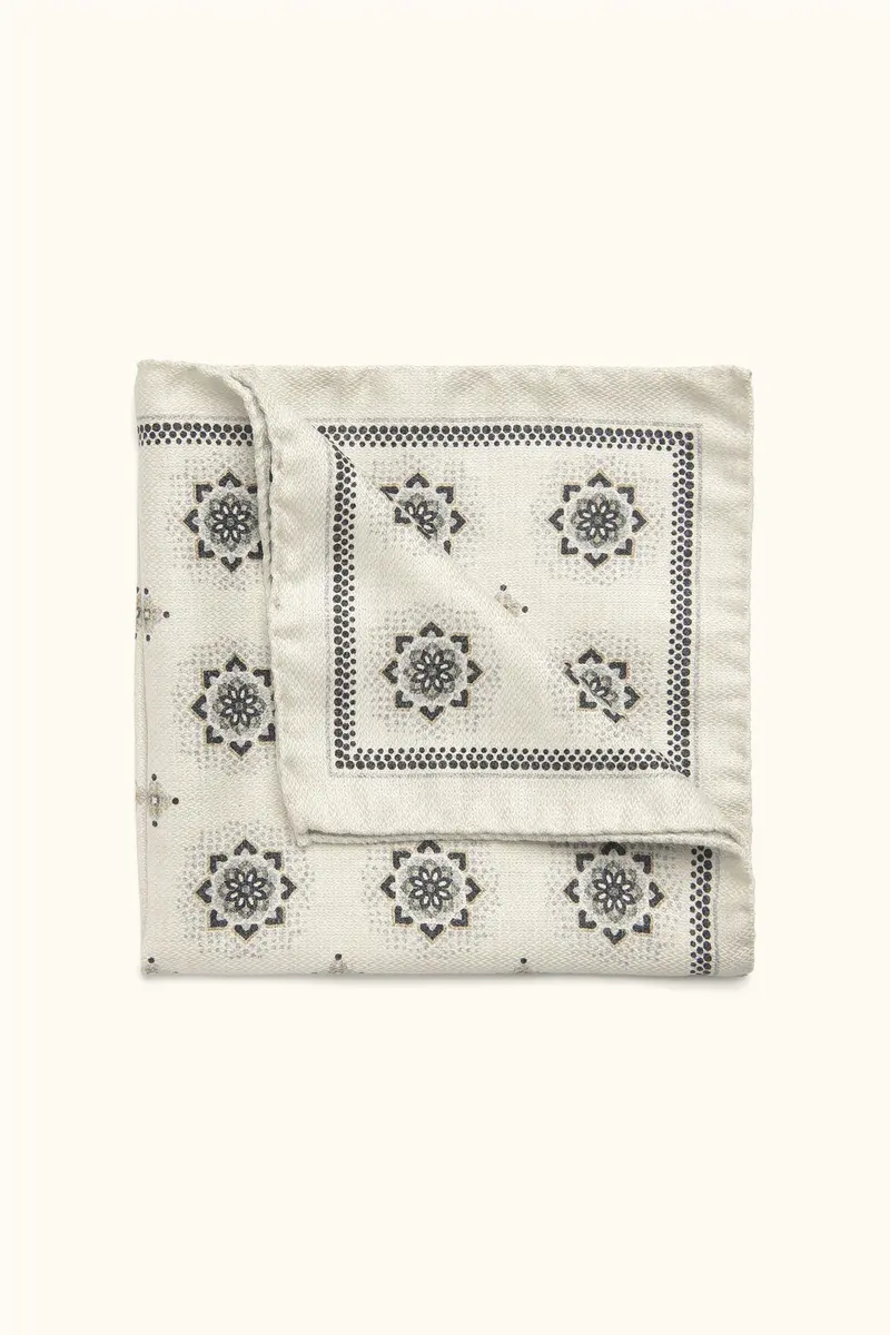 Silk Handkerchief Snow White