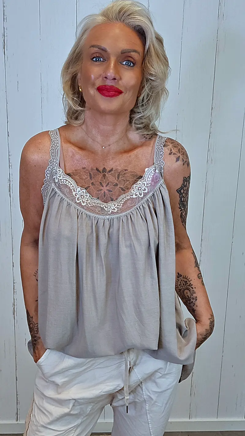 Singlet med blonder taupe