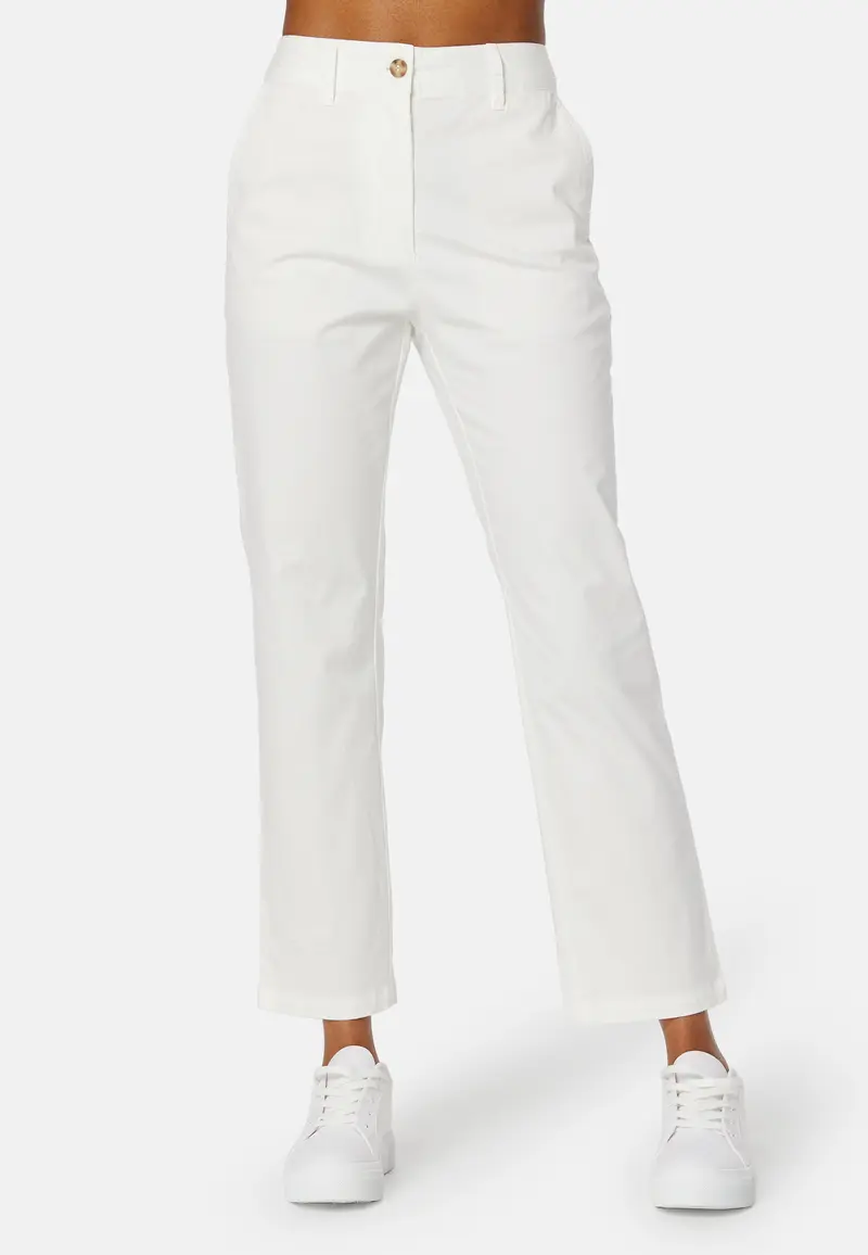 Slim Chinos
