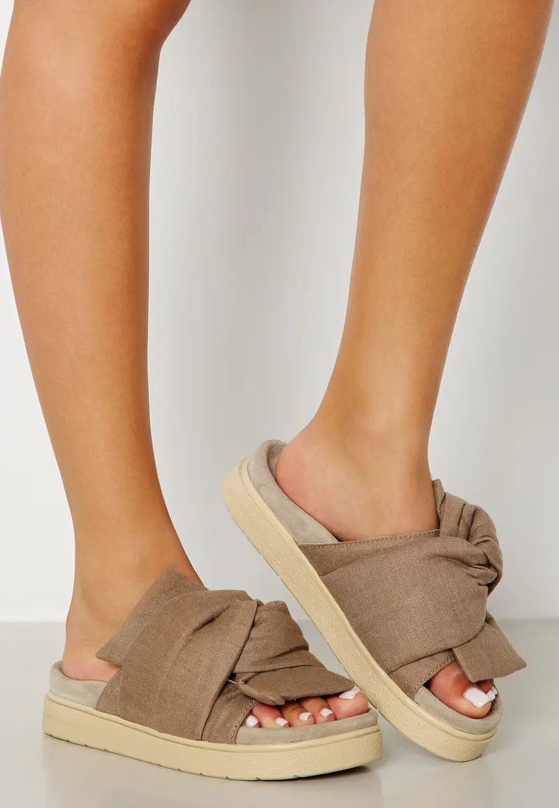 Slipper Knot Lino