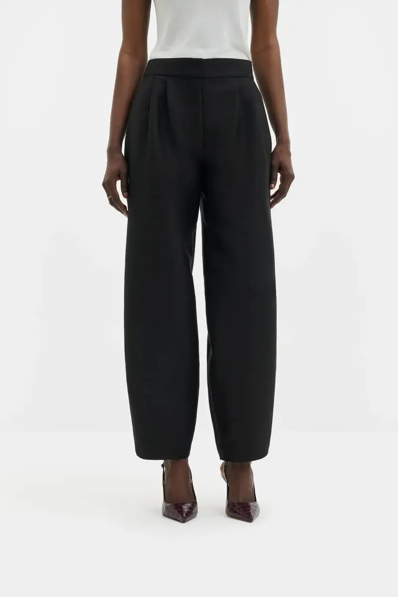 Smilla Barrel Leg Wool-Silk Trousers Black