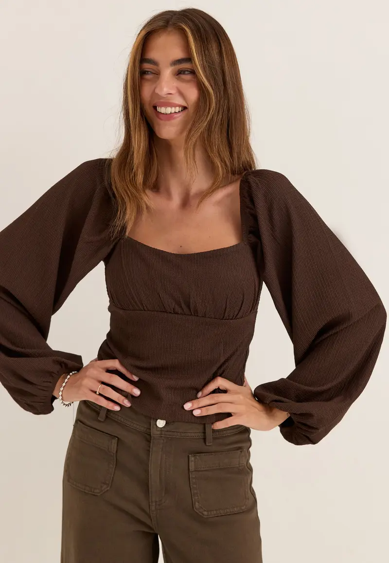 Square Neck Long Sleeve Top